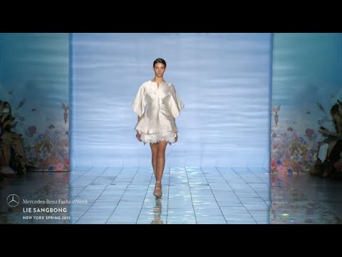 LIE SANGBONG: MERCEDES-BENZ FASHION WEEK S/S15 COLLECTIONS