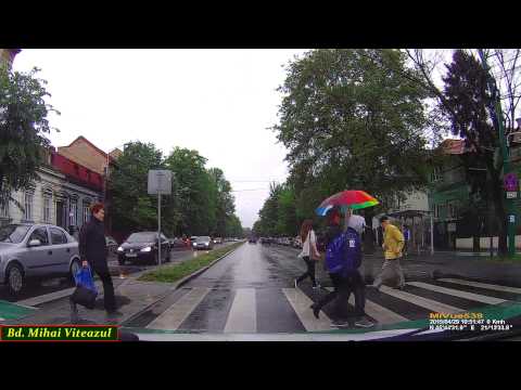 Driving in Timişoara: Str. Mureş - Iulius Mall (on a rainy day). Timelapse 2x