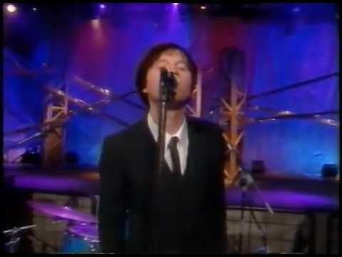 Mario Poupette et les Chevettes - Les yeux fermés (Les Lutins)