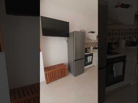 APPARTAMENTI E CAMERE CECA BOJANIC, alloggi privati a Djenović, Montenegro - Video