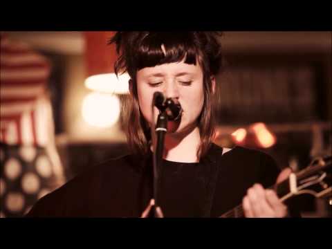 Waxahatchee - Grass Stain (Sunday Sessions Berlin)