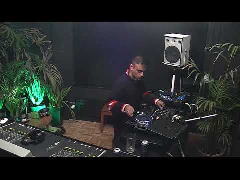 Vault Sessions with Manni Dee + Sunil Sharpe @ Radio Nachtlab