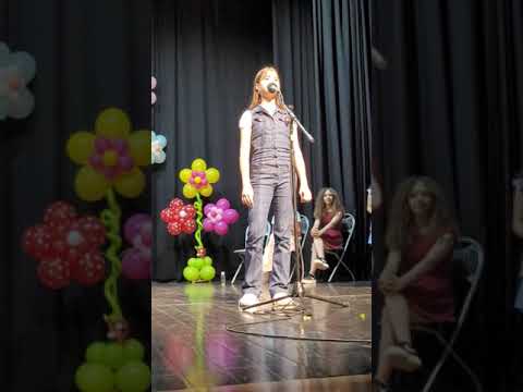 Elena Gvero ,,Glavo luda" Beočin 2023.