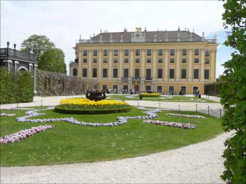 Vienna 7, Schönbrunn Palace.wmv