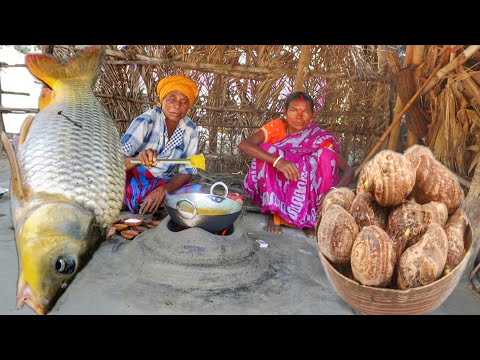 AMERICAN RUI fish curry and TARO ROOT recipe cooking & eating by santali tribe old couple