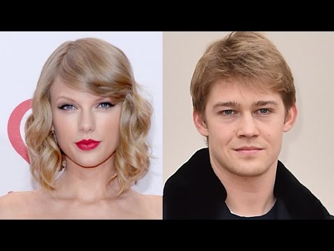 download lagu mp3 mp4 Taylor Swift Joe Alwyn Nashville, download lagu Taylor Swift Joe Alwyn Nashville gratis, unduh video klip Taylor Swift Joe Alwyn Nashville