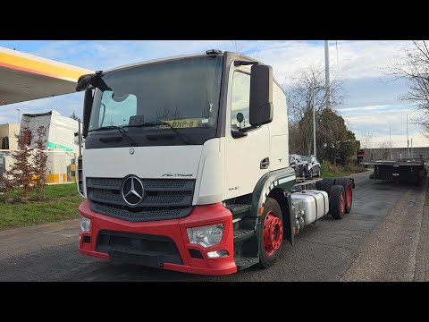 Mercedes-Benz Actros video nahled