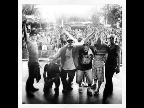 Def Räädu & J.O.C feat MC Busta - Music Sounds Better