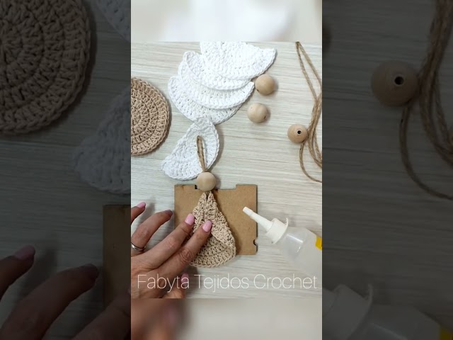 Vídeo relacionado con 50 figuritas de María, muñequitas de María en miniatura para jugar al escondite, escultura, regalos religiosos clásicos para el Domingo de Pascua, relleno de huevos de Pascua, regalo de bautizo.