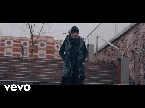 KRiSU Krzysztof Bańka - Kto pyta nie błądzi (Lyric Video)