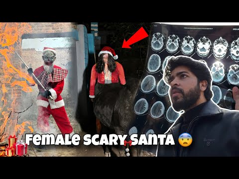 Female Scary Santa peeche paad gayi 😨 ab kya hoga 
