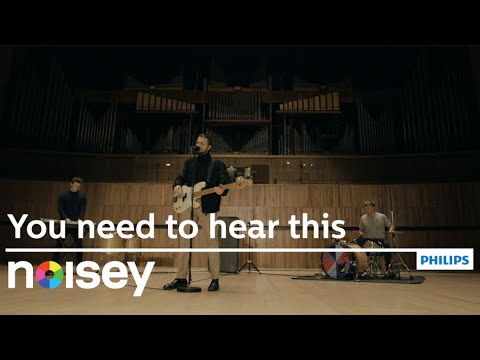 Wild Beasts Perform "Wanderlust" Using A Colossal 7,866 Pipe Organ