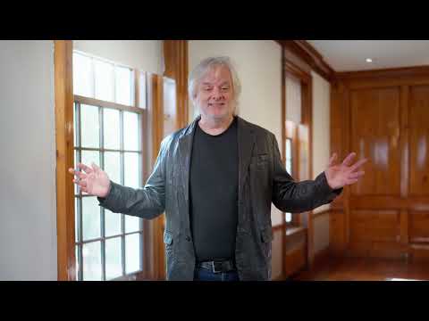 Can ChatGPT think? Philosopher and cognitive scientist, David Chalmers, weighs in.