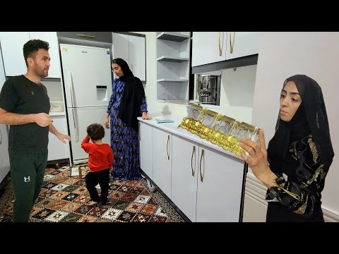 Hand in Hand: Renovating a Home and Boosting a Business with Sewing 