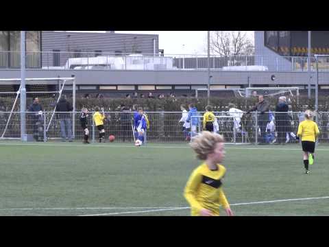 Doelpunt Koen in de wedstrijd Unitas F2 - DSE F1