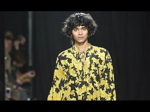 Christian Wijnants | Full Show | Womenswear | Paris Fashion Week | Fall/Winter 2017/2018
