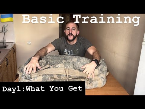 🇺🇦 Ukrainian Army Kit Review: Basic Training Issued Clothes and Equipment 