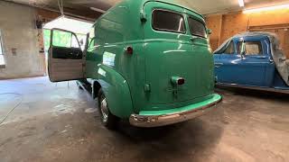 1955 Chevrolet 3100 Panel Truck 3-Speed Idling