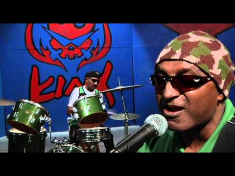 Kinx - Heartbreaker (Official video 2011)