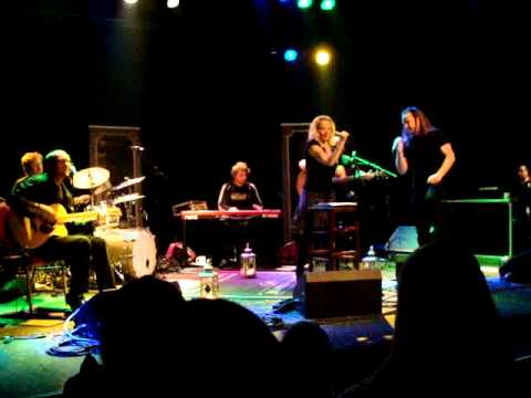 Maiden United - Wasted Years  (ft Anneke van Giersbergen &  Damian Wilson)