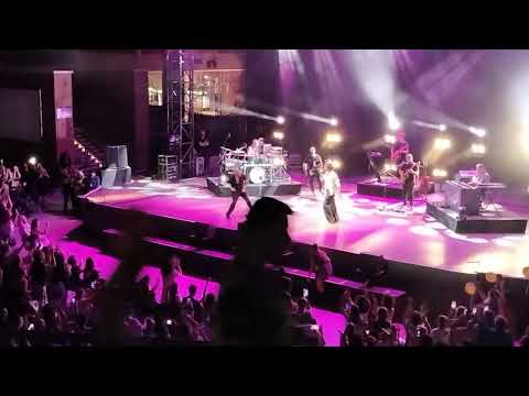 UNA COSA PIU' GRANDE feat GIULIANO SANGIORGI ERMAL META