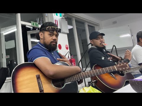 Solo @futaharriss932  - Aho moe Pō