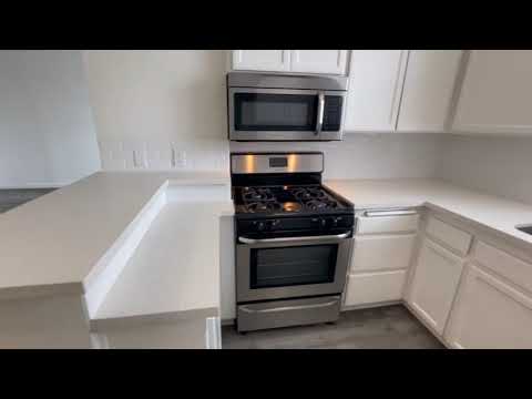 PL9917 - Huge TWO STORY Modern Townhouse in Studio City For Rent!