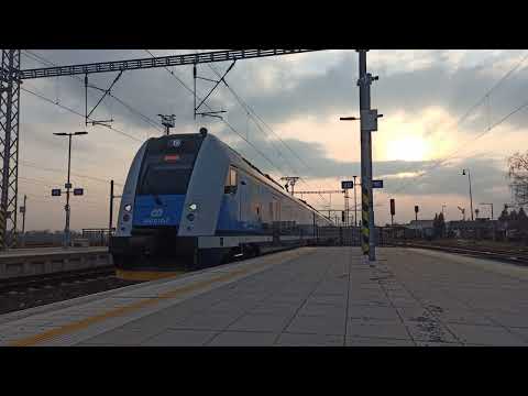 RegioPanter 440 010 na Os 1480 a 1479 (16.3.2022)