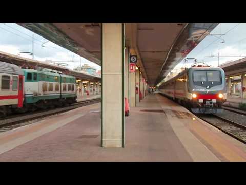 Italy/Sicily: Class 464 & 656 electric locomotives seen at Palermo Centrale station