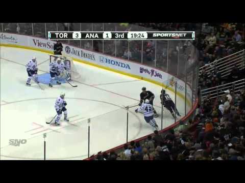 Toronto Maple Leafs vs Anaheim Ducks Game In 6 minutes November 27th 2011