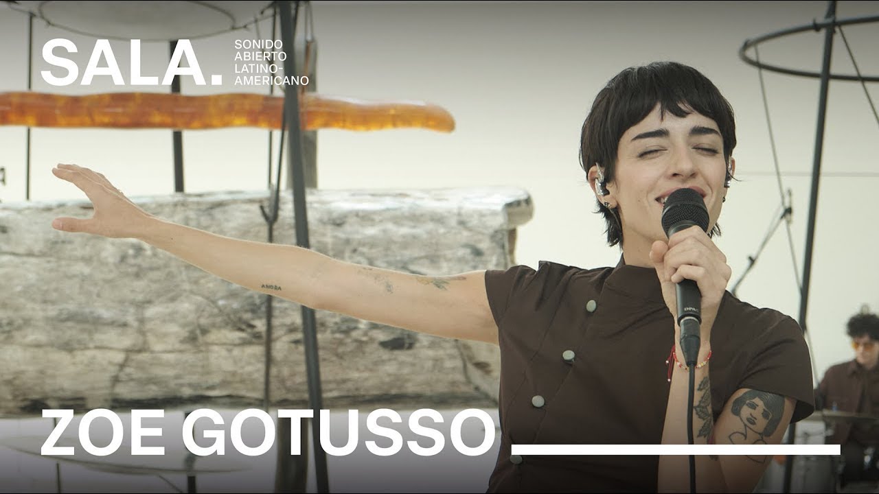 SALA #02 — ZOE GOTUSSO — ¿Qué hago en Manila? y Vivir