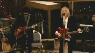 Have Love Will Travel - Tom Petty & The Heartbreakers, official video