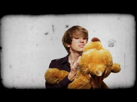 Doppiaggio all'italiana - Parodia By Cane Secco - Matteo Bruno