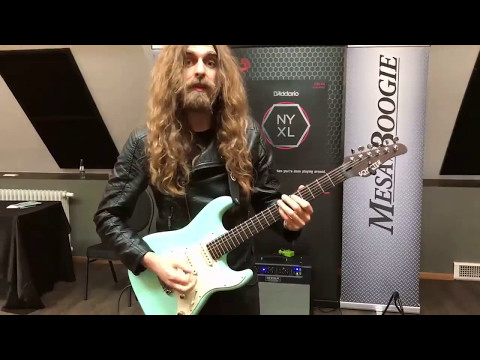 Nick Johnston - Warming up with a Mesa Boogie amp in Berlin