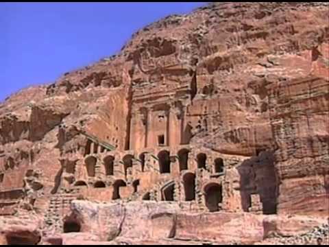 download lagu mp3 mp4 Ciudad De Piedra, download lagu Ciudad De Piedra gratis, unduh video klip Ciudad De Piedra