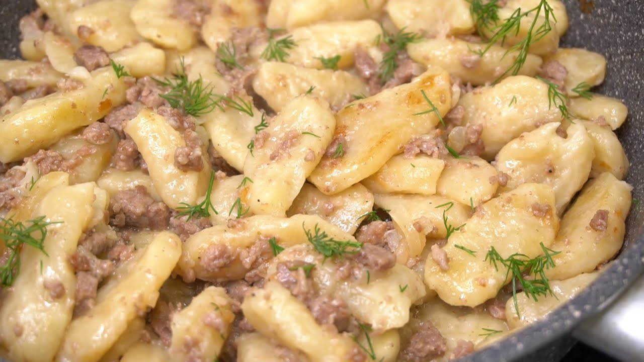 Галушки с мясом - Потрясающее горячее на сковороде