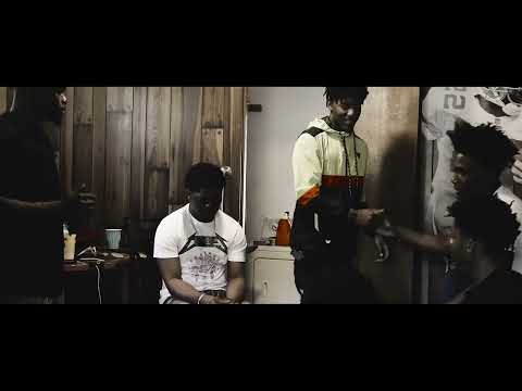 Trapbabylilvecc-Hand to Hand