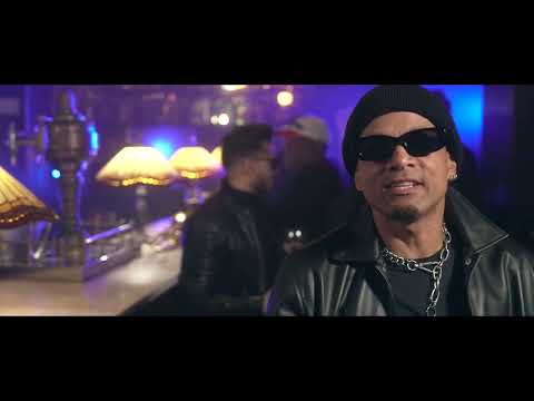 El Combo Dominicano - Toda La Noche Bebiendo (Videoclip Oficial)