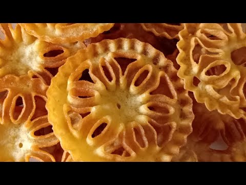 Konkani Flowers recipe | Rose Cookies Recipe | Achu Murukku | Easy To Make Achappam |Gulabi Puvvulu