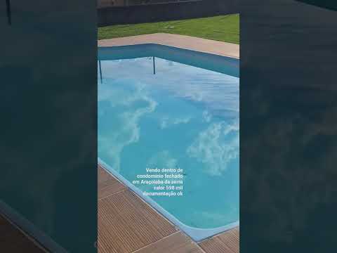 vendo essa chácara em Araçoiaba da Serra dentro de condomínio fechado acesso somente asfalto