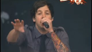 Simple Plan - Take My Hand - Live  @MTV  Campus Invasion