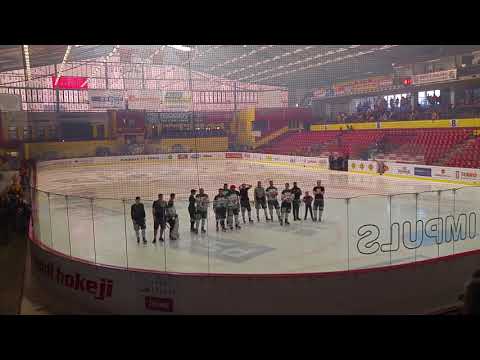 22.4.2018 - 12.kolo baráže Dukla Jihlava - Energie Karlovy vary - Děkovačka hráčum