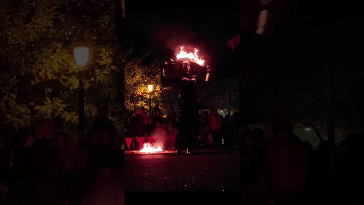 Danza con sable de fuego por Leena Qadi #danzaoriental #danzaconsable #firesworddance #fireflowarts