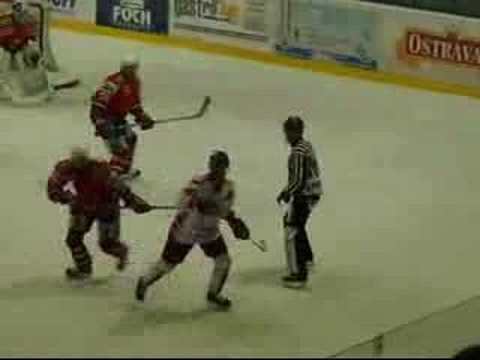 HC VOKD Poruba - SK HS Třebíč 1:3