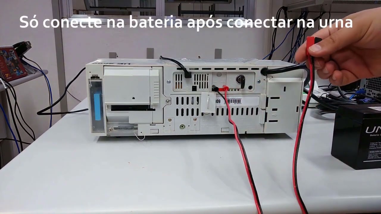 01 - Operações Iniciais em uma Urna Eletrônica.