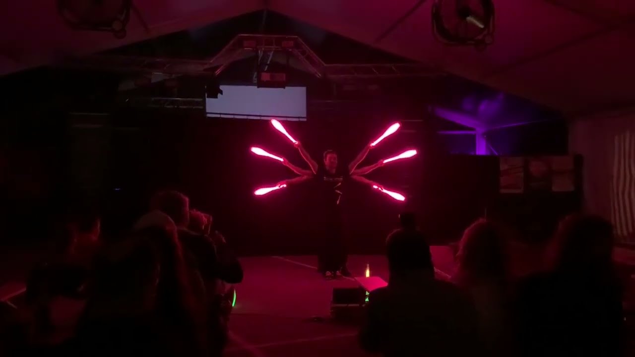 LED Juggling Show 2023