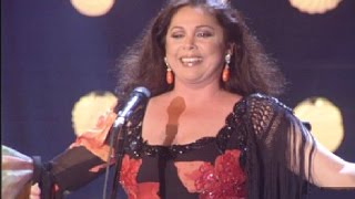 Isabel Pantoja canta &quot;Sevilla&quot; con Paco Cepero a la guitarra