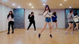 DJ Aisyah Jatuh Cinta pada Jamilah - GFRIEND Dance - Korea Dance