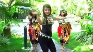 Download lagu RENY FARIDA KEMBANG SRENGENGE mp3 Download lagu RENY FARIDA KEMBANG SRENGENGE mp3