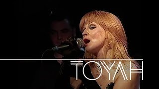 Toyah - Thunder In The Mountains (Wild Essence Live In The 21st Century, 02.11.2005) OFFICIAL